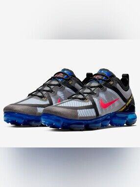 Nike Air VaporMax in Bright Crimson and Hyper Blue